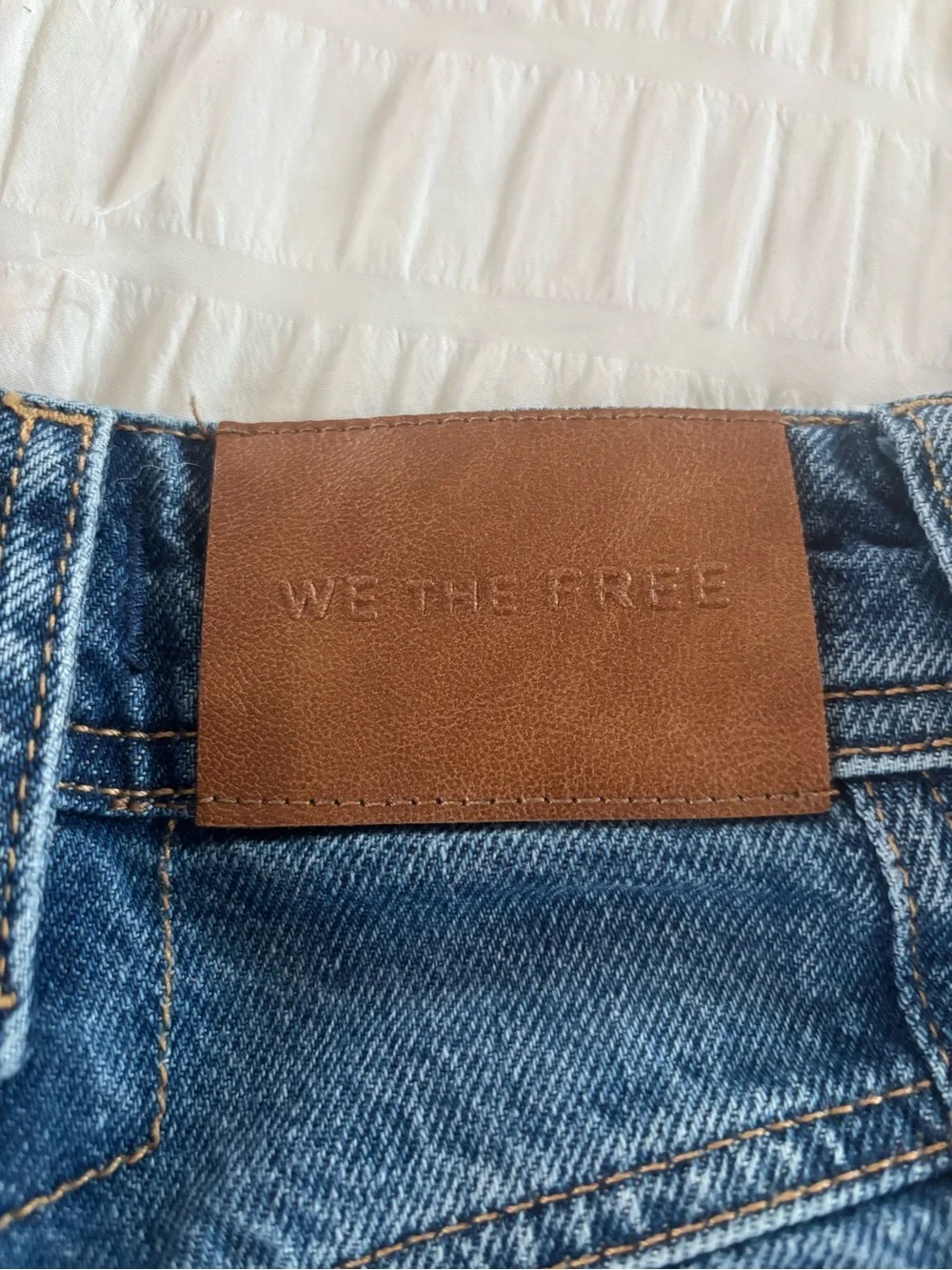 We The Free Cruisin' Bermuda Shorts Size 29 - Picture 3 of 6